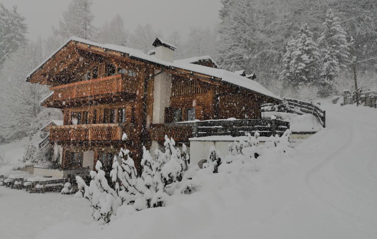 Fogajard Lovely Chalet Мадонна-ді-Кампільйо Екстер'єр фото