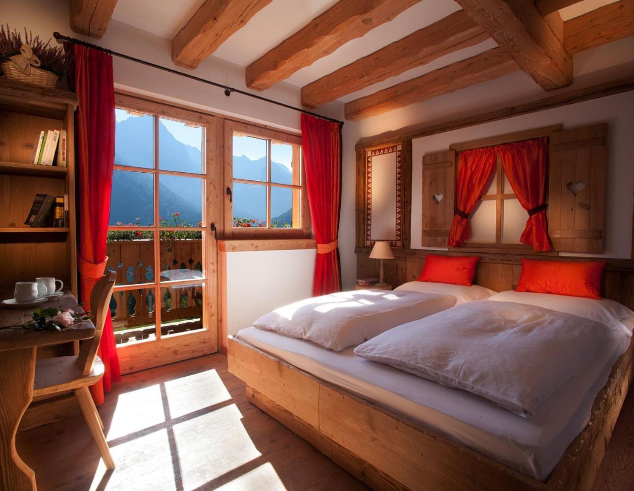 Fogajard Lovely Chalet Мадонна-ді-Кампільйо Екстер'єр фото
